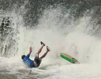 Liquid Force Crash Compilatie 2013