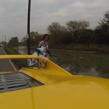 Wakeboarden achter een Ferrari F50